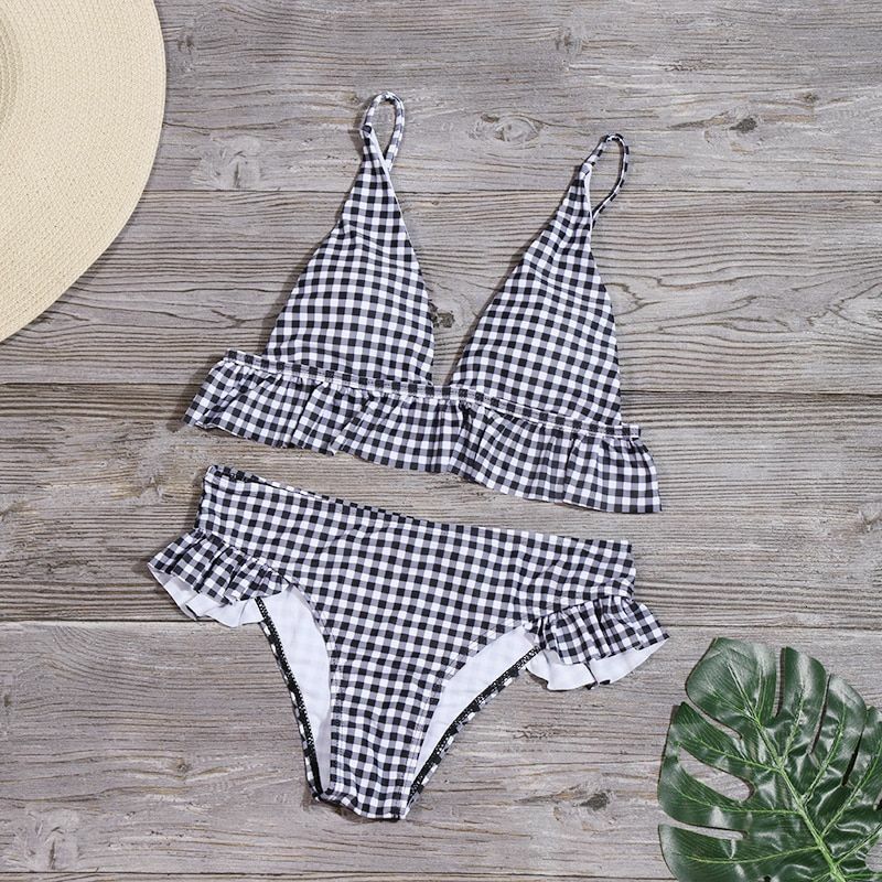 bathing suits that show under boob